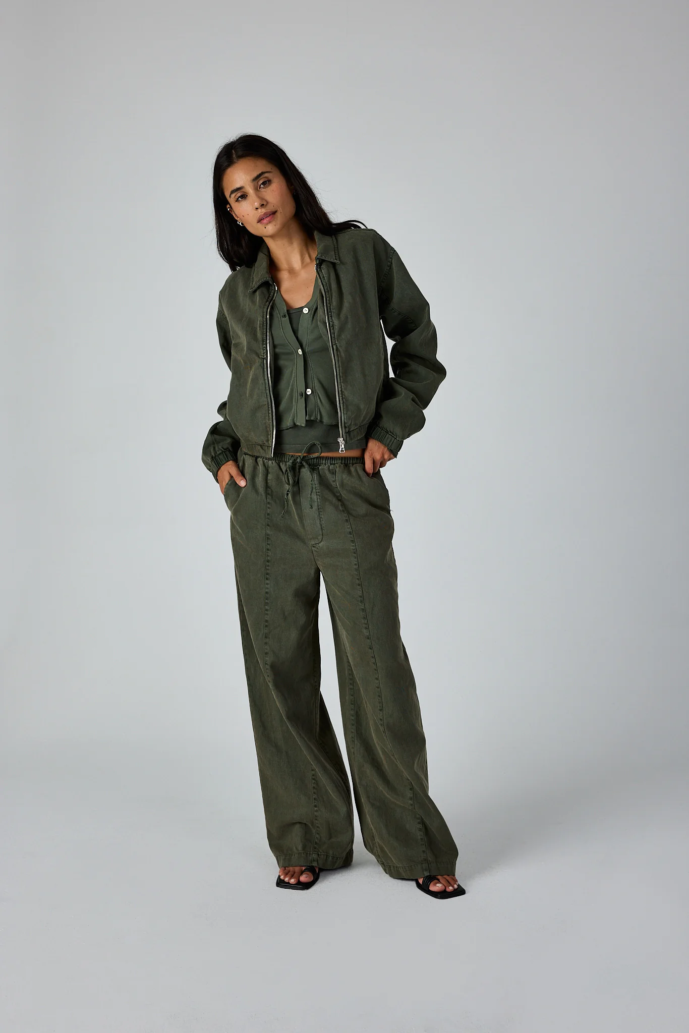 Bonnie Pant - Image 5