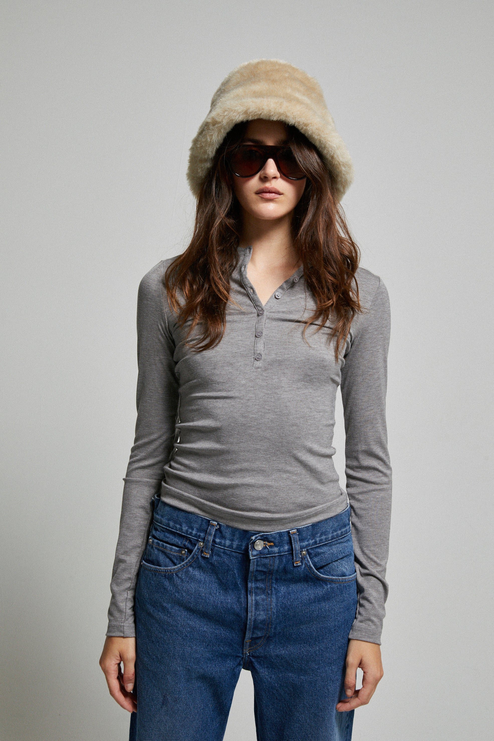 Harlow Henley - Image 3