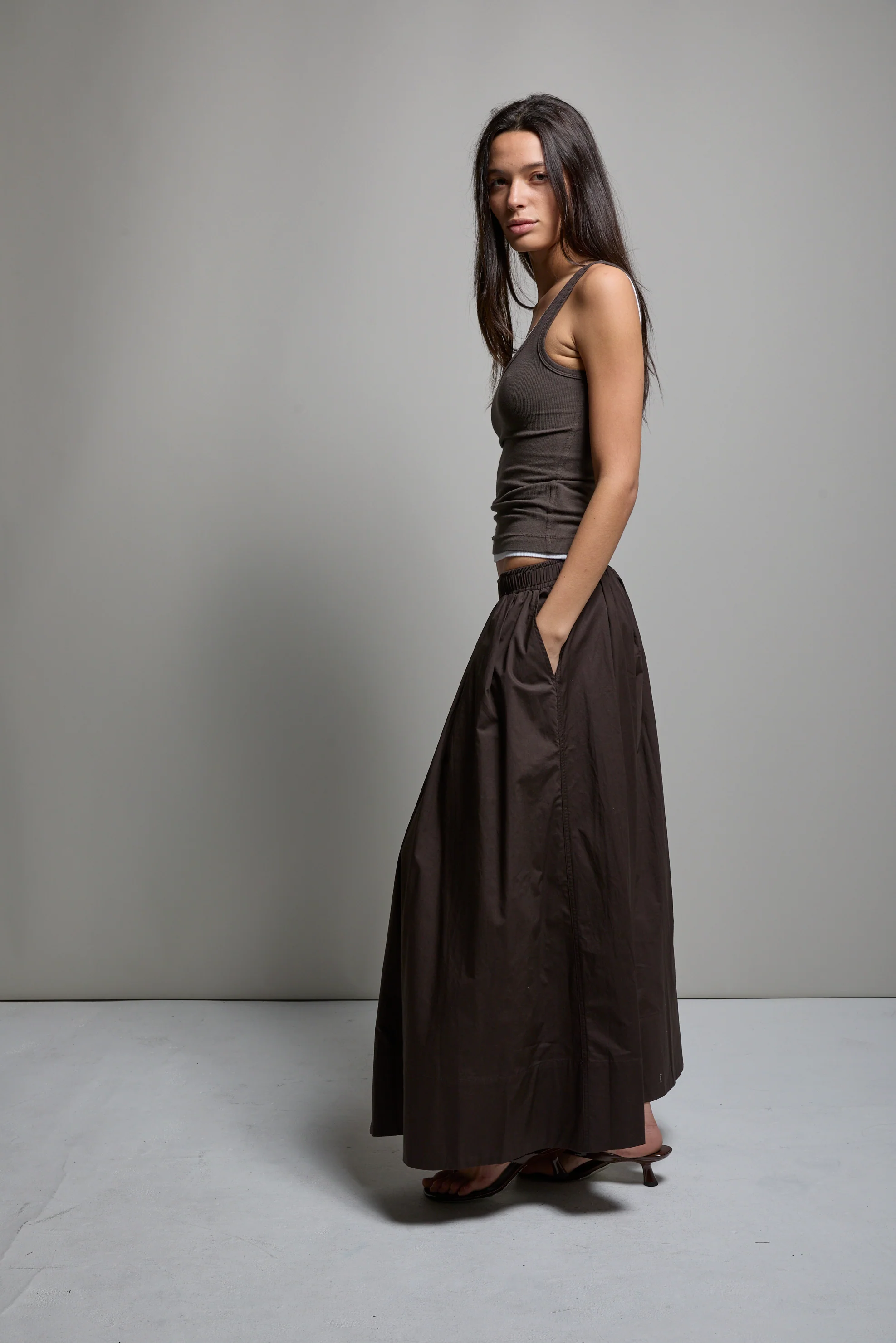 Kate Poplin Pleated Skirt - Image 10
