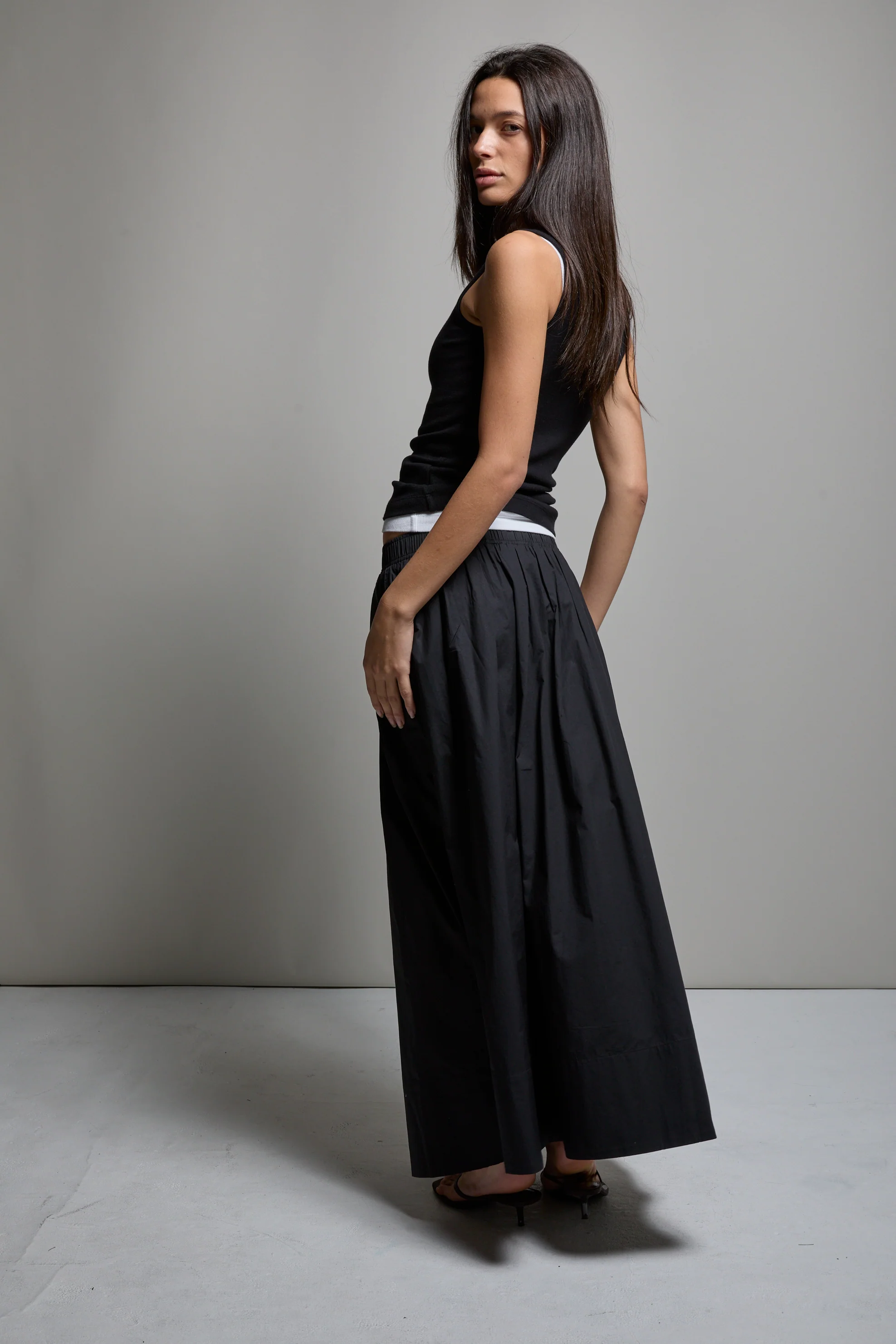 Kate Poplin Pleated Skirt - Image 14
