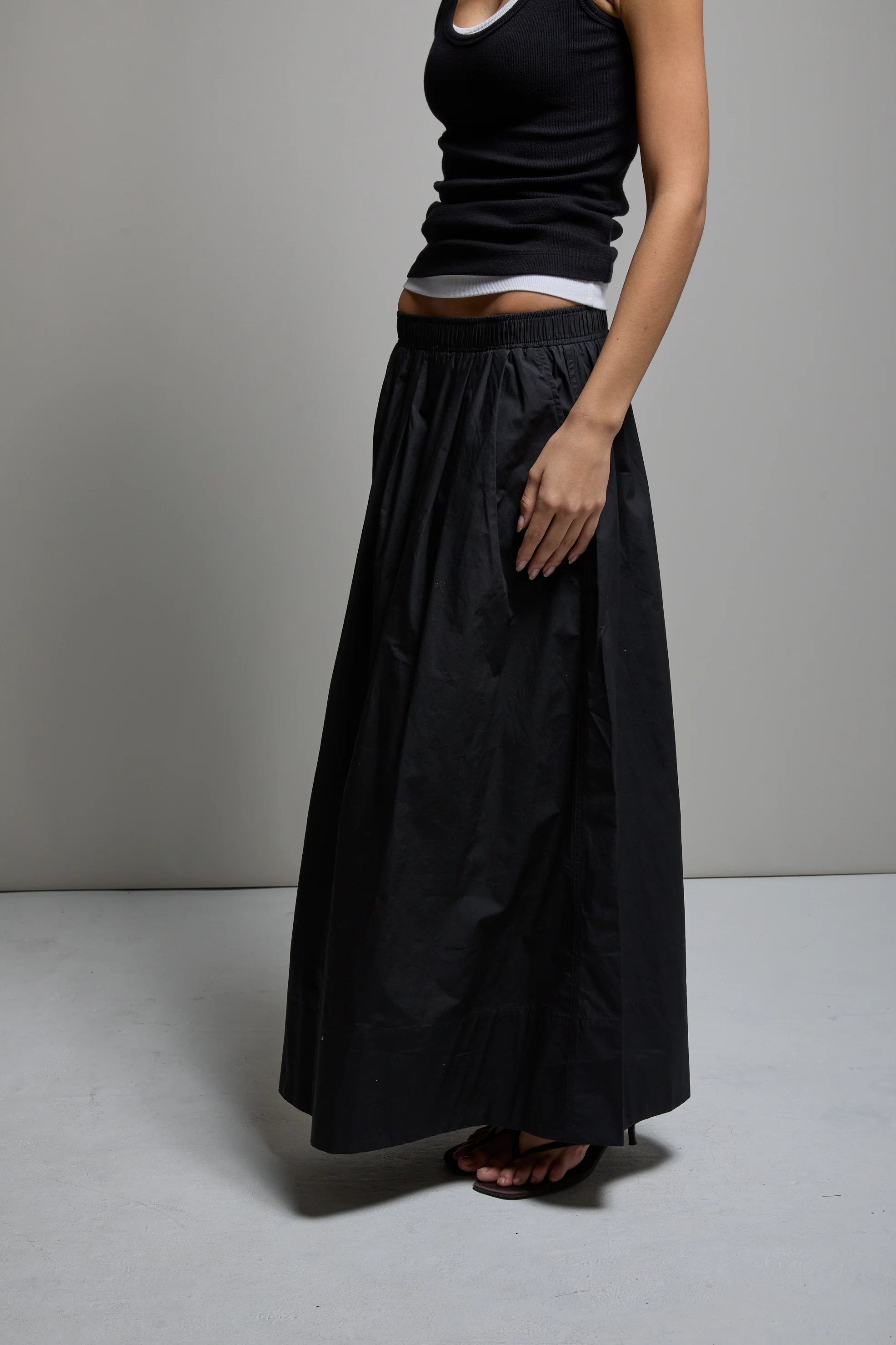 Kate Poplin Pleated Skirt - Image 16