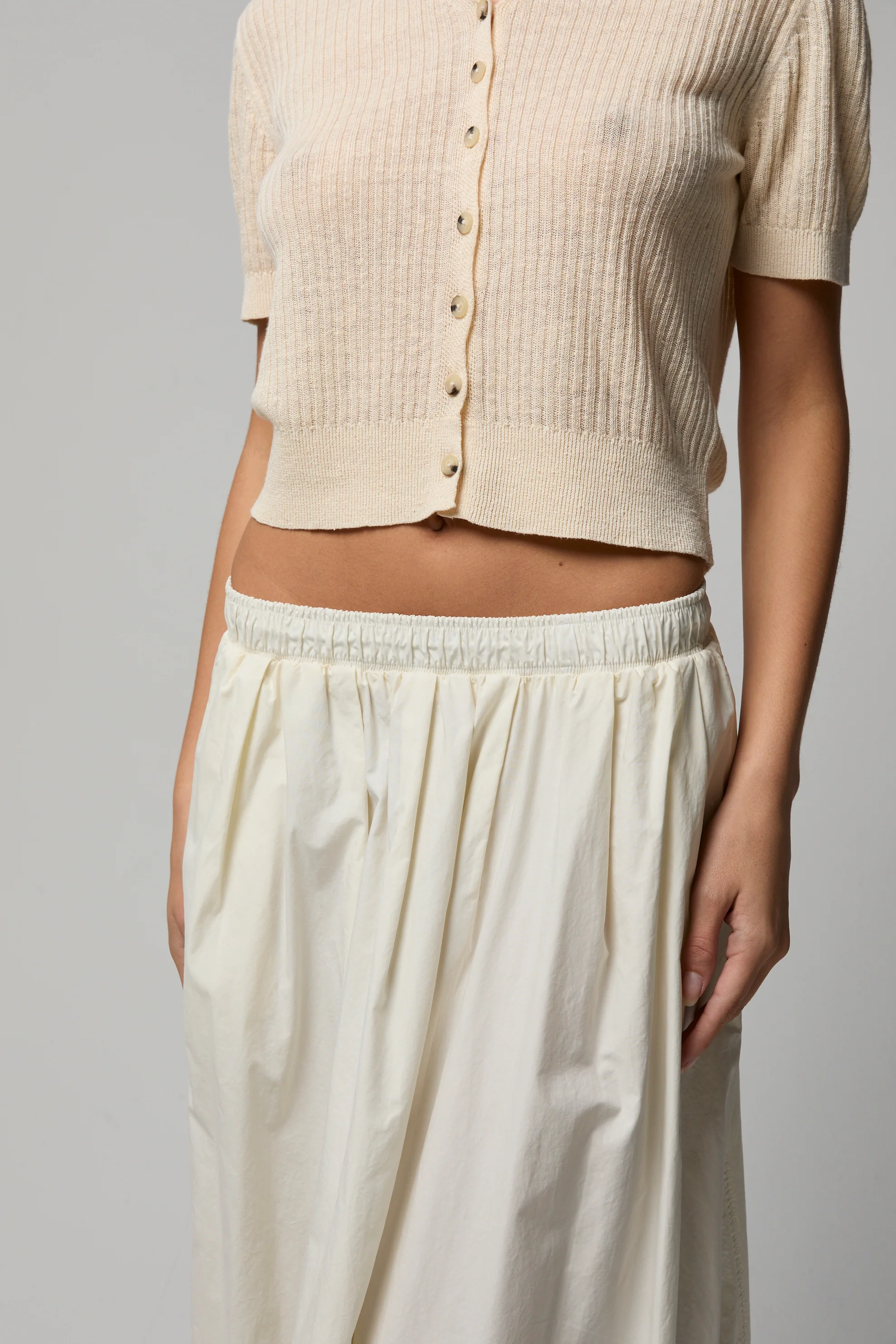 Kate Poplin Pleated Skirt - Image 18