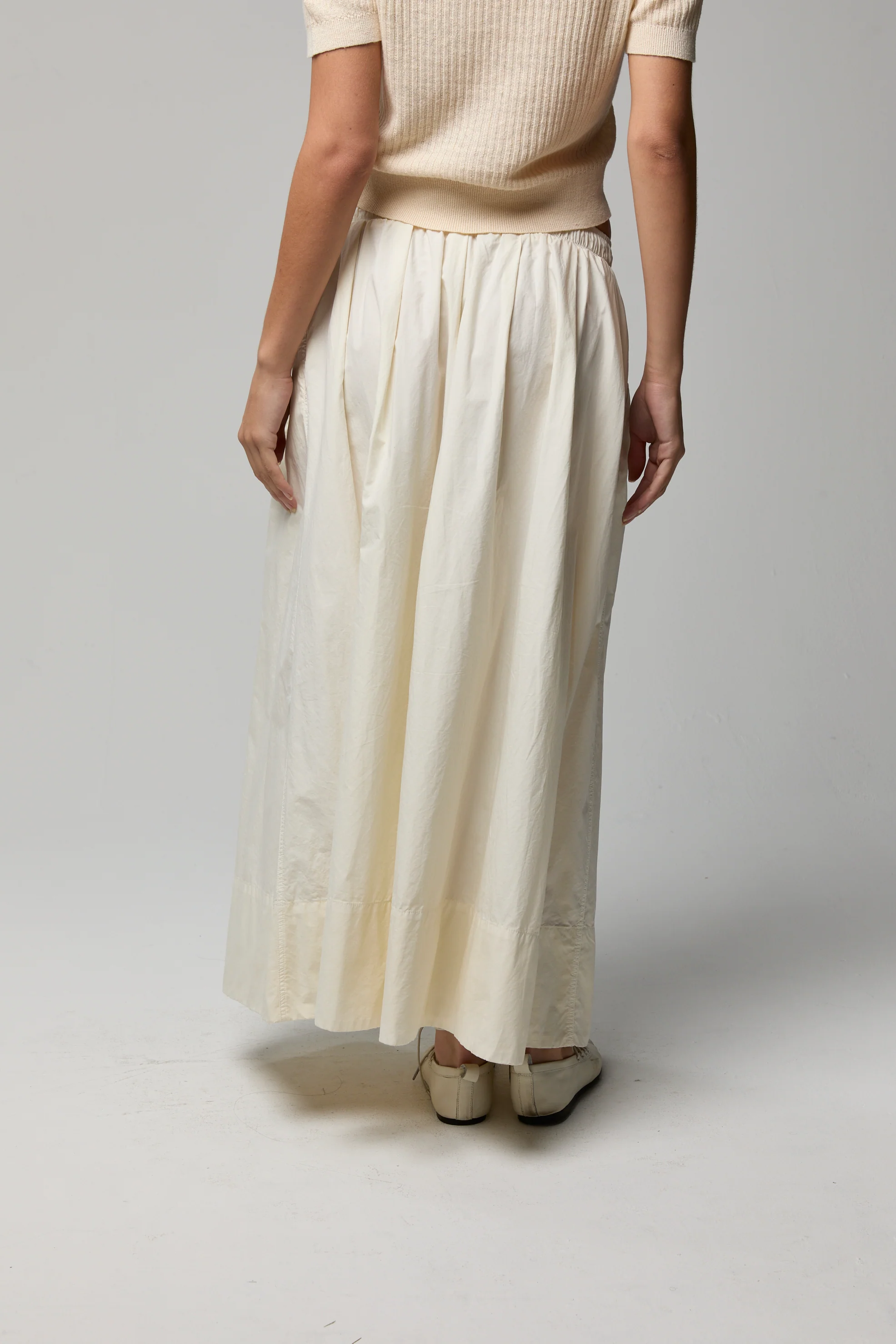 Kate Poplin Pleated Skirt - Image 20