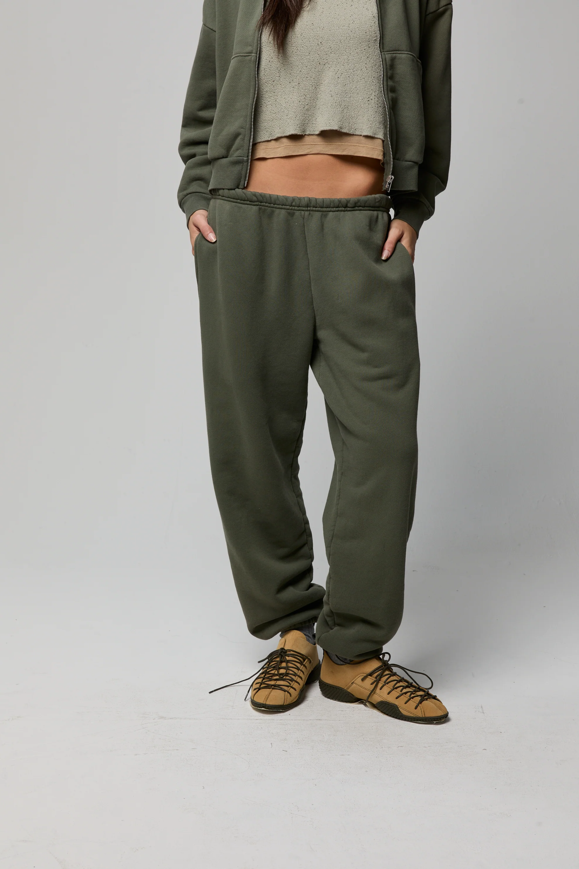 Sebi Sweatpant - Image 13